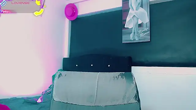 Kendall_hornyy webcam