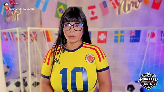 Watch Nicolemorelli2 live on EroticFlix - High definition streams