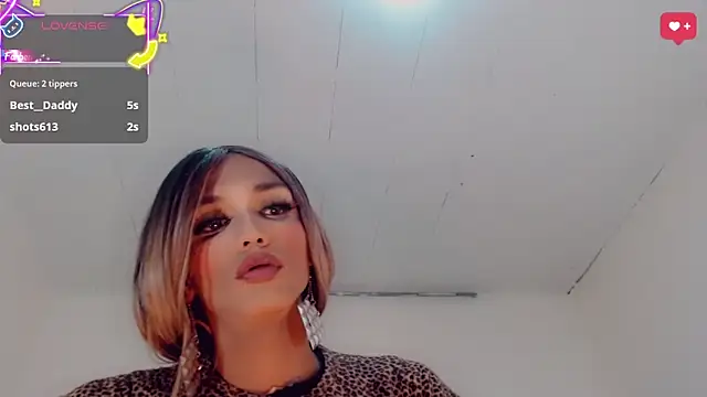 Oriana_braom webcam