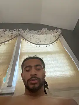 Mellyj053 webcam