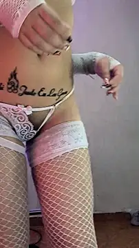 mary_luckaysha_ webcam