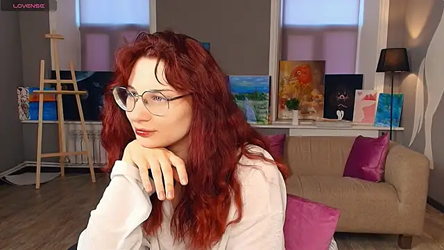 Watch ElaNaecker live on EroticFlix - High definition streams