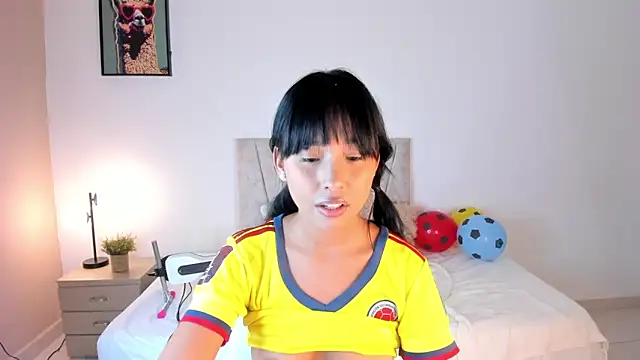 Whitney_lexx