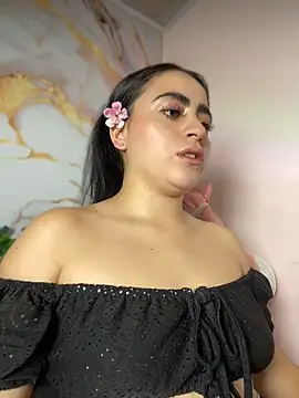 Watch LILI_911 live on EroticFlix - High definition streams