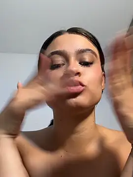 Victoria_Lux_ webcam