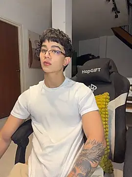 ajordanr (M young) - showw cumm