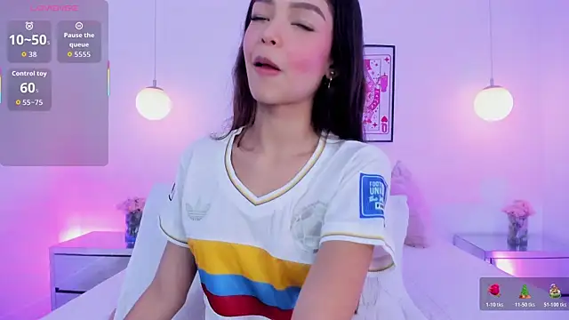 Watch caaty7 live on EroticFlix - High definition streams