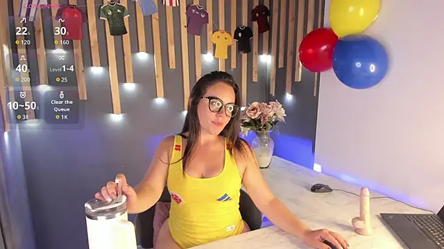 Watch biianca_rose live on EroticFlix - High definition streams