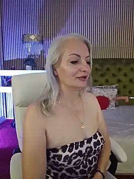 LadyTouch webcam