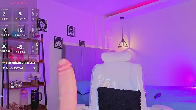 Watch Miller_Vanessa_ live on EroticFlix - High definition streams