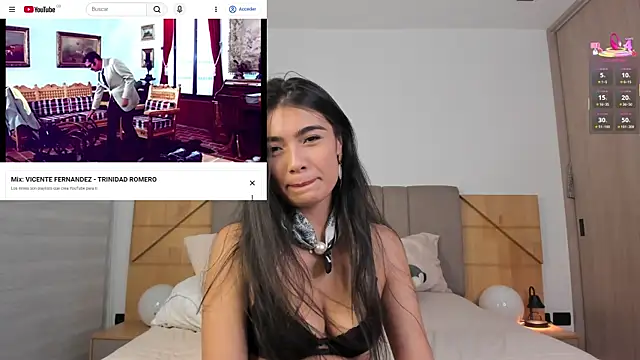 Alexandra_ra webcam