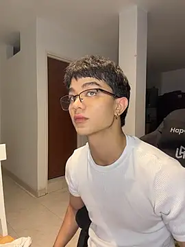ajordanR live cam room