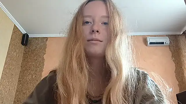 Watch KateVibe_01 live on EroticFlix - High definition streams