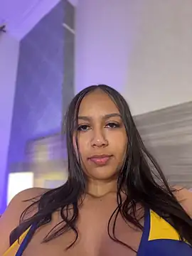 Watch MiilaBlake live on EroticFlix - High definition streams