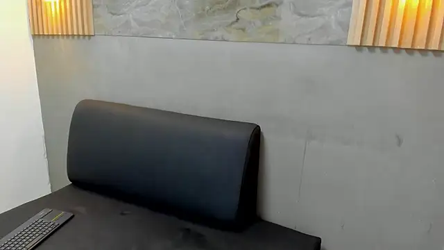 harry_smiht - HARRY_SMIHT's free webcam - UK Sex Cams