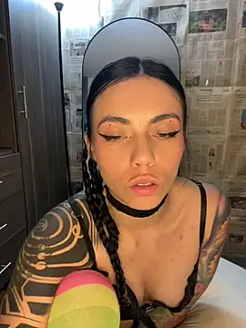 i_am_nina_ webcam