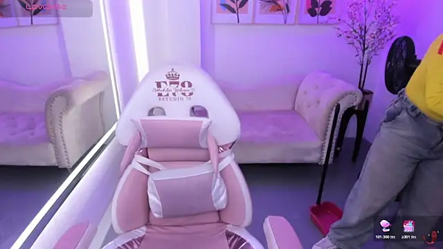 Nahomi_velmont