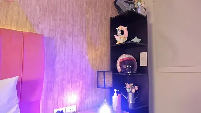 Kendra_kobein webcam