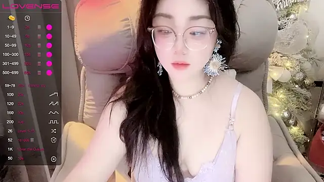 Monica-666888- webcam
