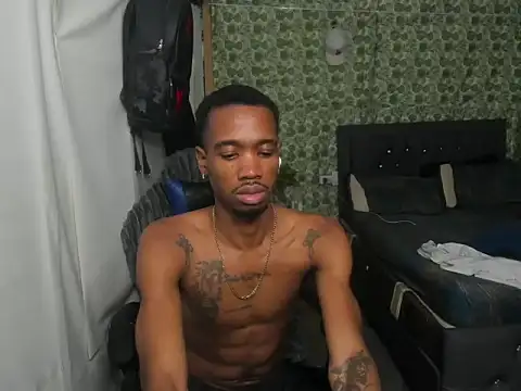 Kofi_exotic_2 webcam