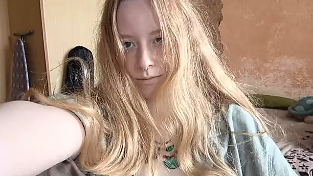 KateVibe_01 webcam