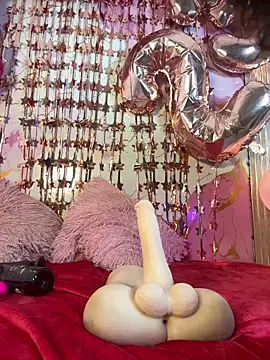 Watch Woo_isDaphne live on EroticFlix - High definition streams