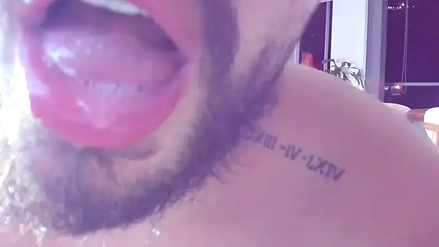 Valenthino_Salvatore live Stripchat room