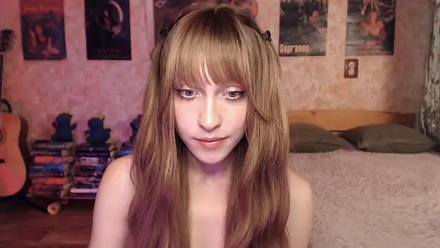 Friendly_Ellie webcam