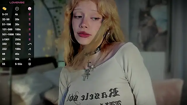 boobsybootie (F young) - suck fingers + toy control