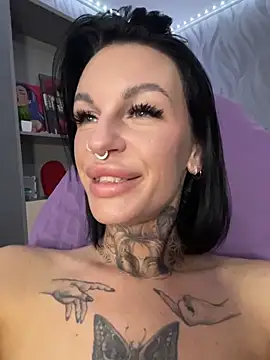 angel_devil_forever webcam