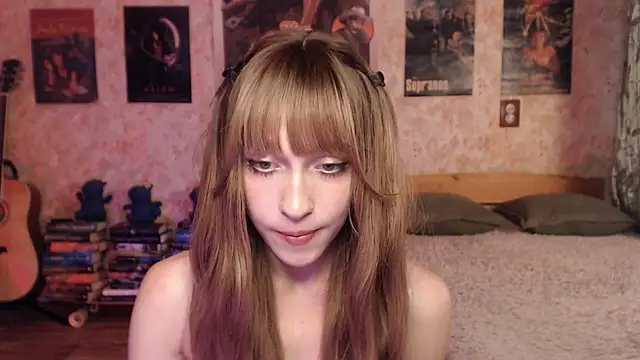 Friendly_Ellie webcam