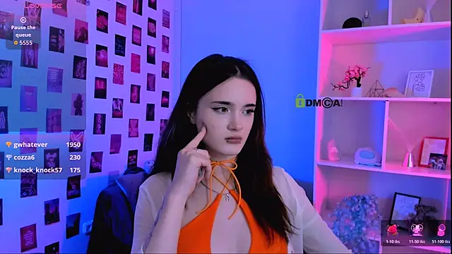 liana_kisses (F teen) - handbra