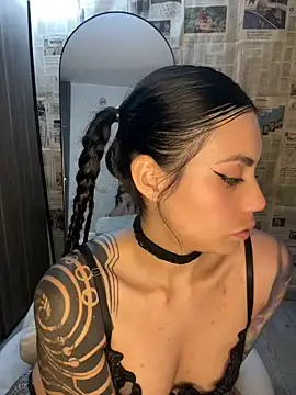 i_am_nina_ webcam