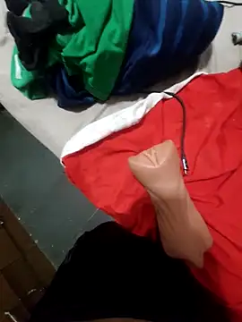 Claudioxavier2 live sex cam