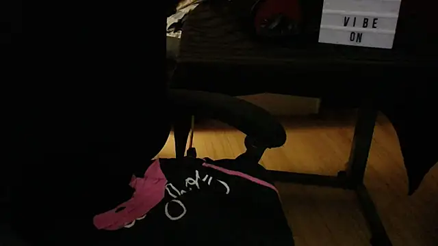 angecornuXO webcam