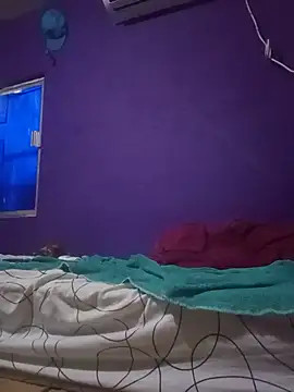 yoguitolokoche - Yoguitolokoche's free webcam - UK Sex Cams