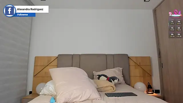 alexandra_ra - Alexandra_ra's free webcam - UK Sex Cams
