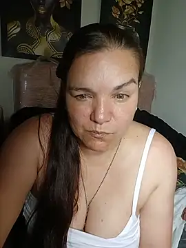 Zuleyka_69 webcam