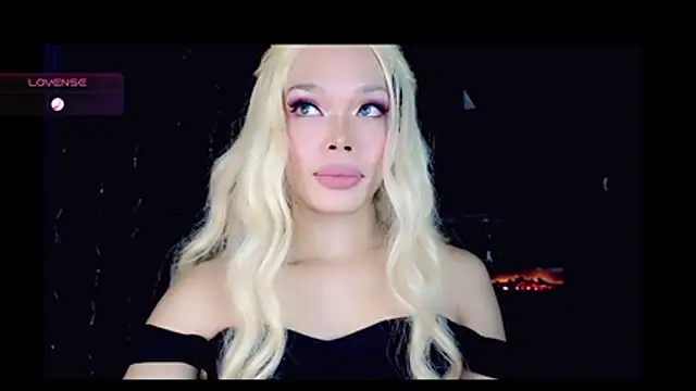 YOURHOT_STUFF webcam