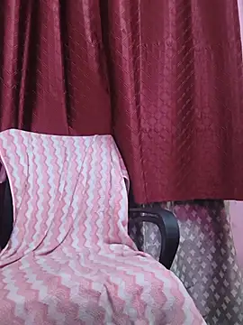 sexykrisha (F young) - 1700 pusssy fingering with honey 🍯 vibe