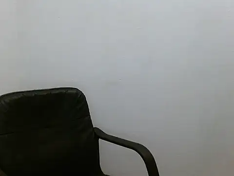 SarahFriendly webcam