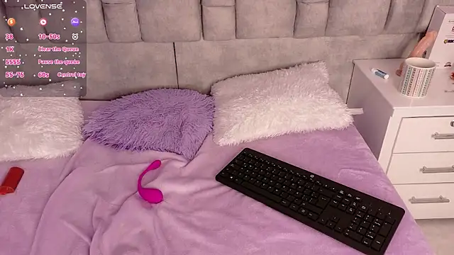 Ayla_Han webcam
