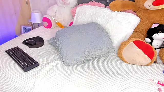 Tayssa_Maravillh webcam