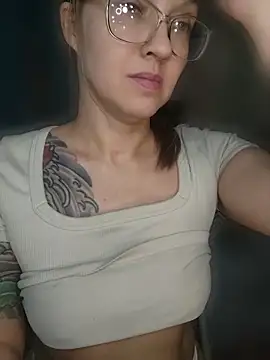 NicolePearl webcam