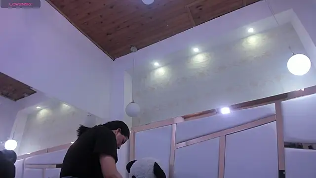 luna_bloomm_ webcam