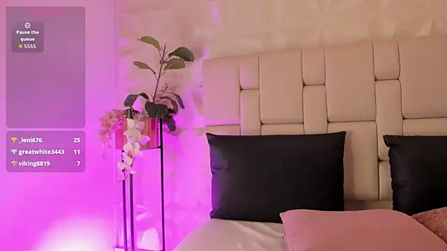Watch dakota__lee_ live on EroticFlix - High definition streams