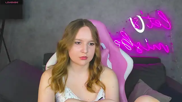 Emmaa_Kimm webcam
