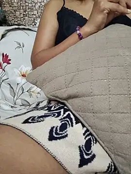 Watch tamanna-01 live on EroticFlix - High definition streams