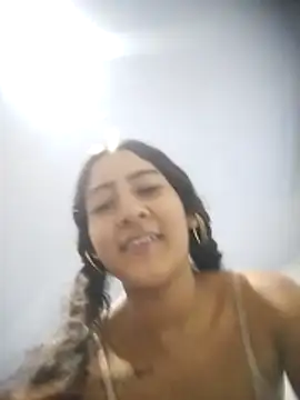 ScarletLovee_ webcam