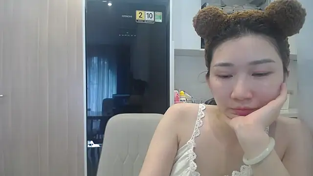 Watch Asiagirll live on EroticFlix - High definition streams